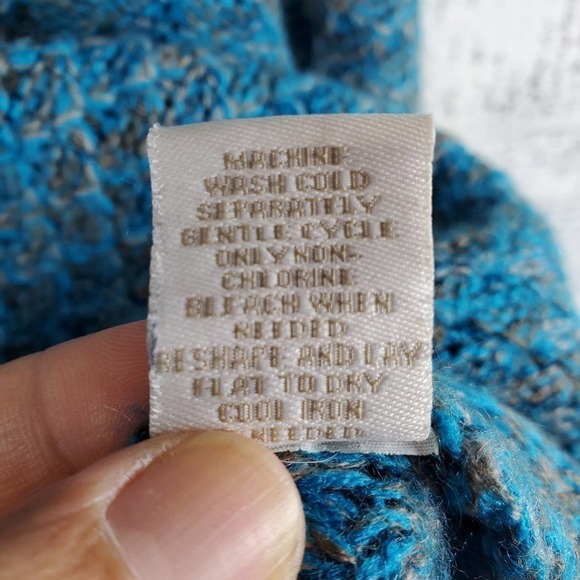 KL Khakis & Co  Cowl Neck Sweater Size Petite Medium - Picture 5 of 8